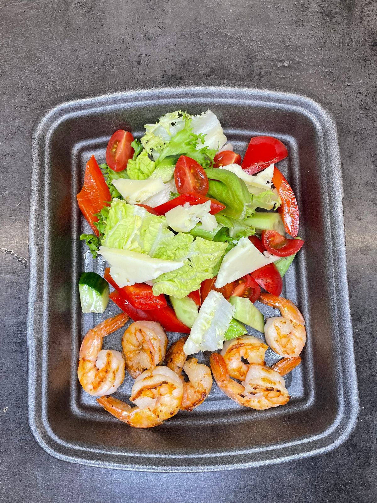 Dinner / Grilled shrimps Salad with feta cheese