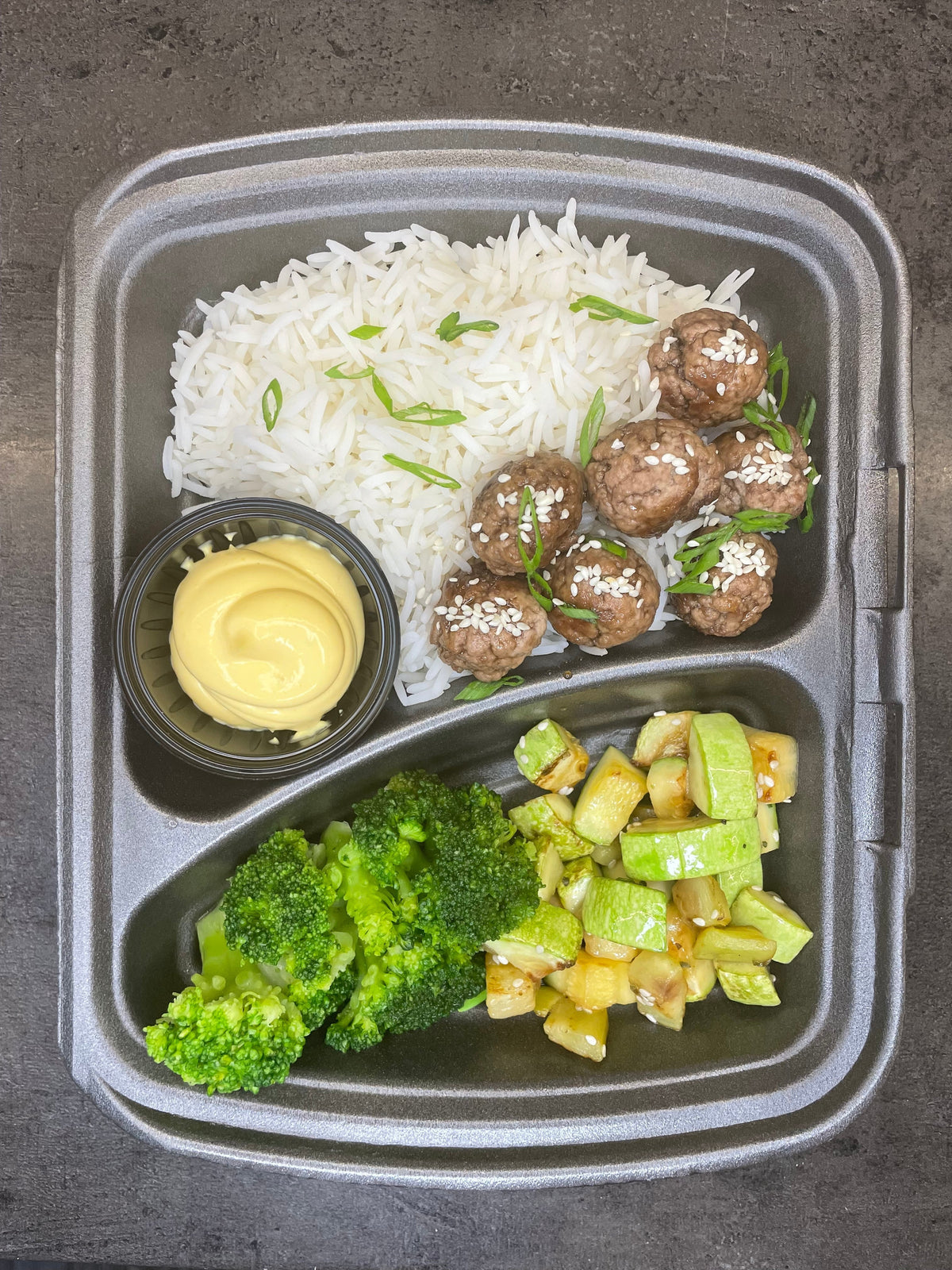 Lunch / Chicken meatballs with rice