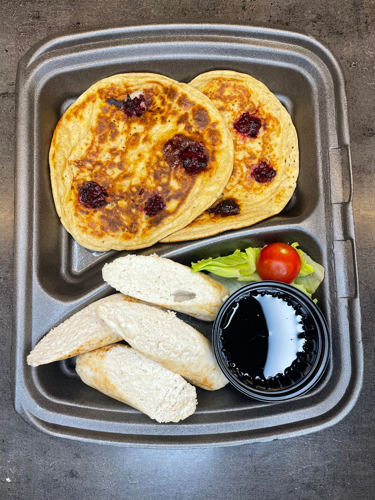 Breakfast / Whole-grain pancakes made with Vanilla Protein Powder