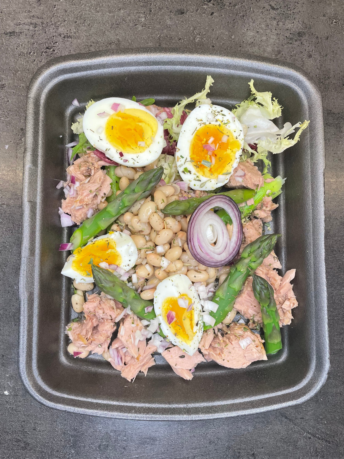 Salad Lemony tuna & asparagus salad box